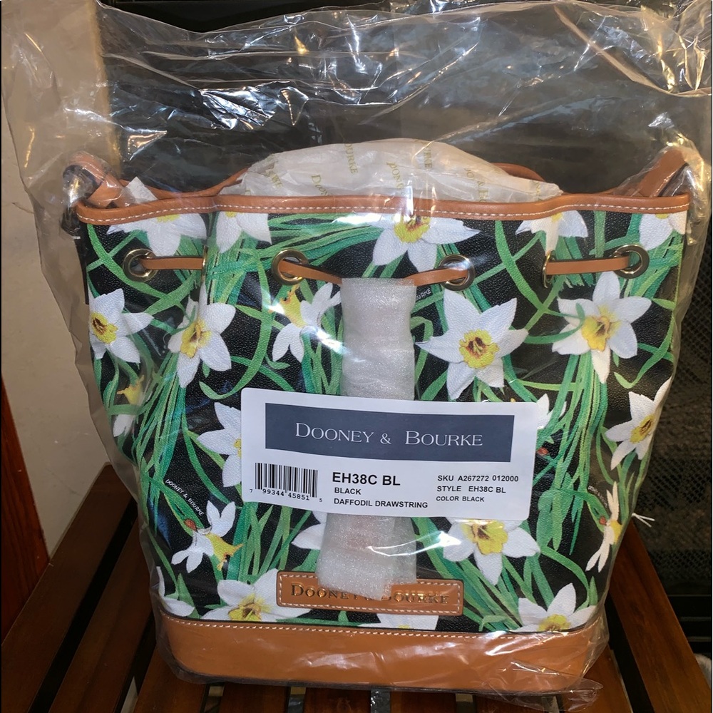 Women’s Dooney & Bourke Purse